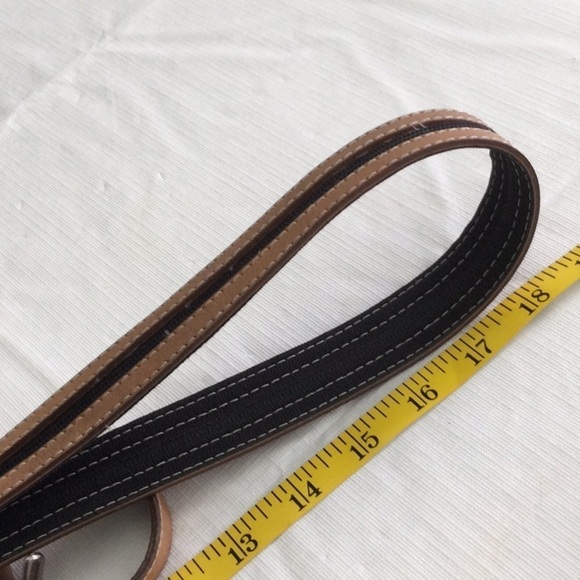 Woman’s Bag Style by Vera Pelle Shoulder Strap zips to convert to a Backpack. main image 10